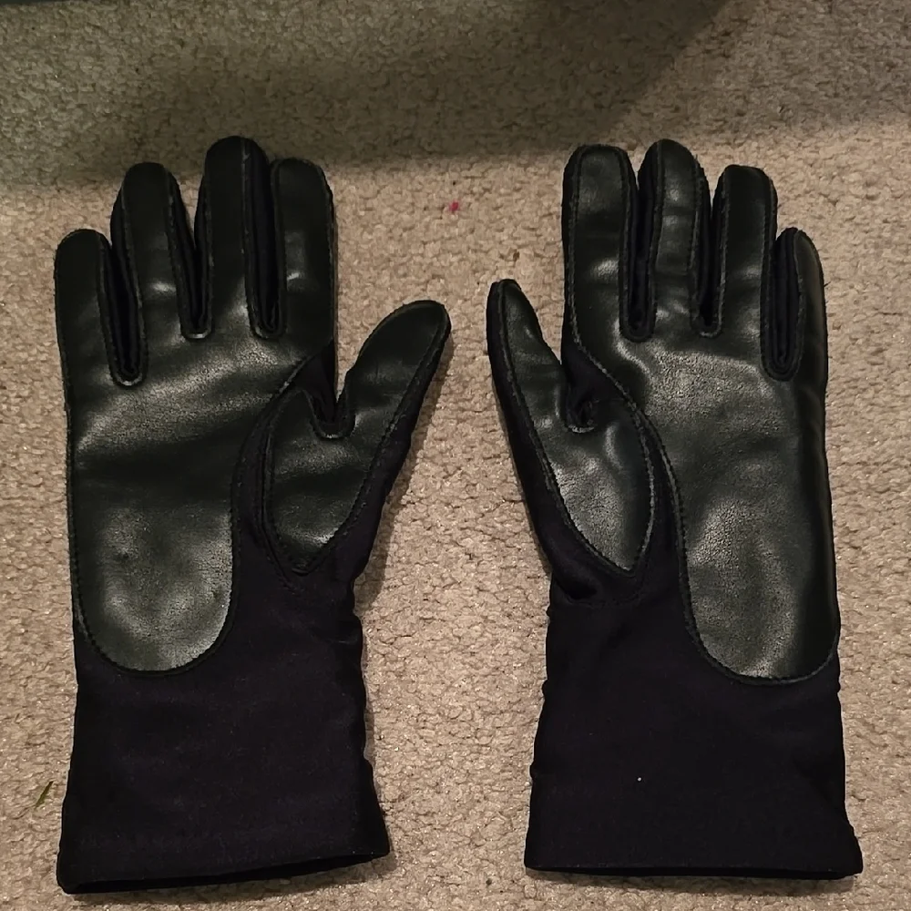 Black Lycra Spandex and Fabric Gloves